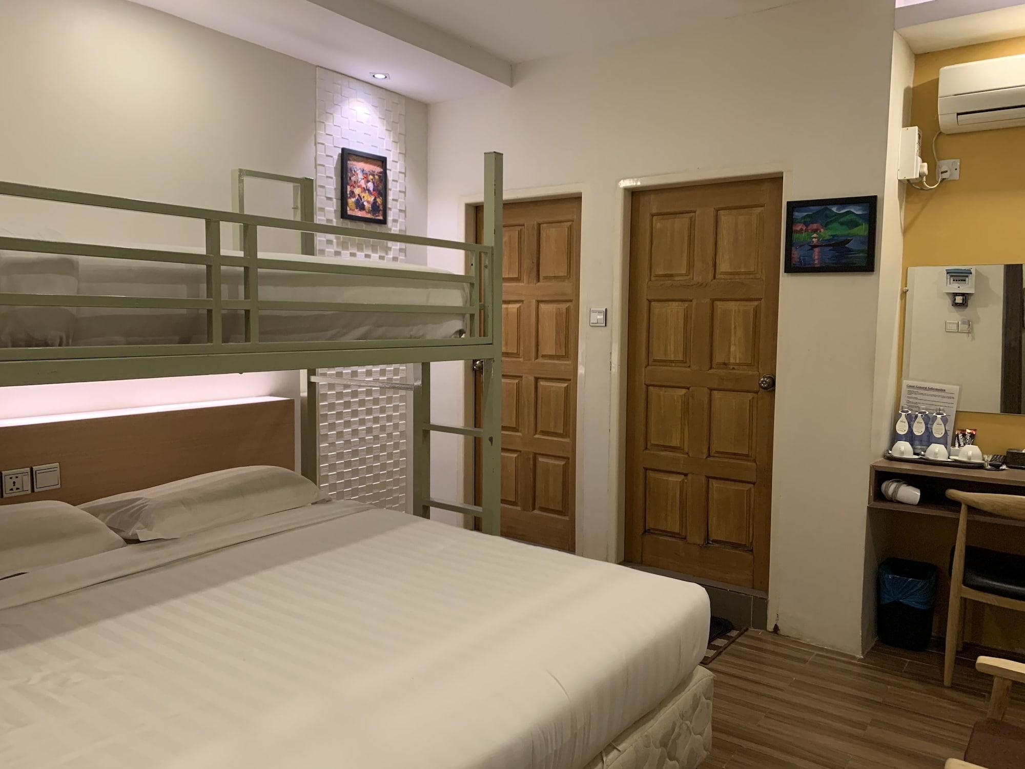 The Vibe Inn Yangon Luaran gambar