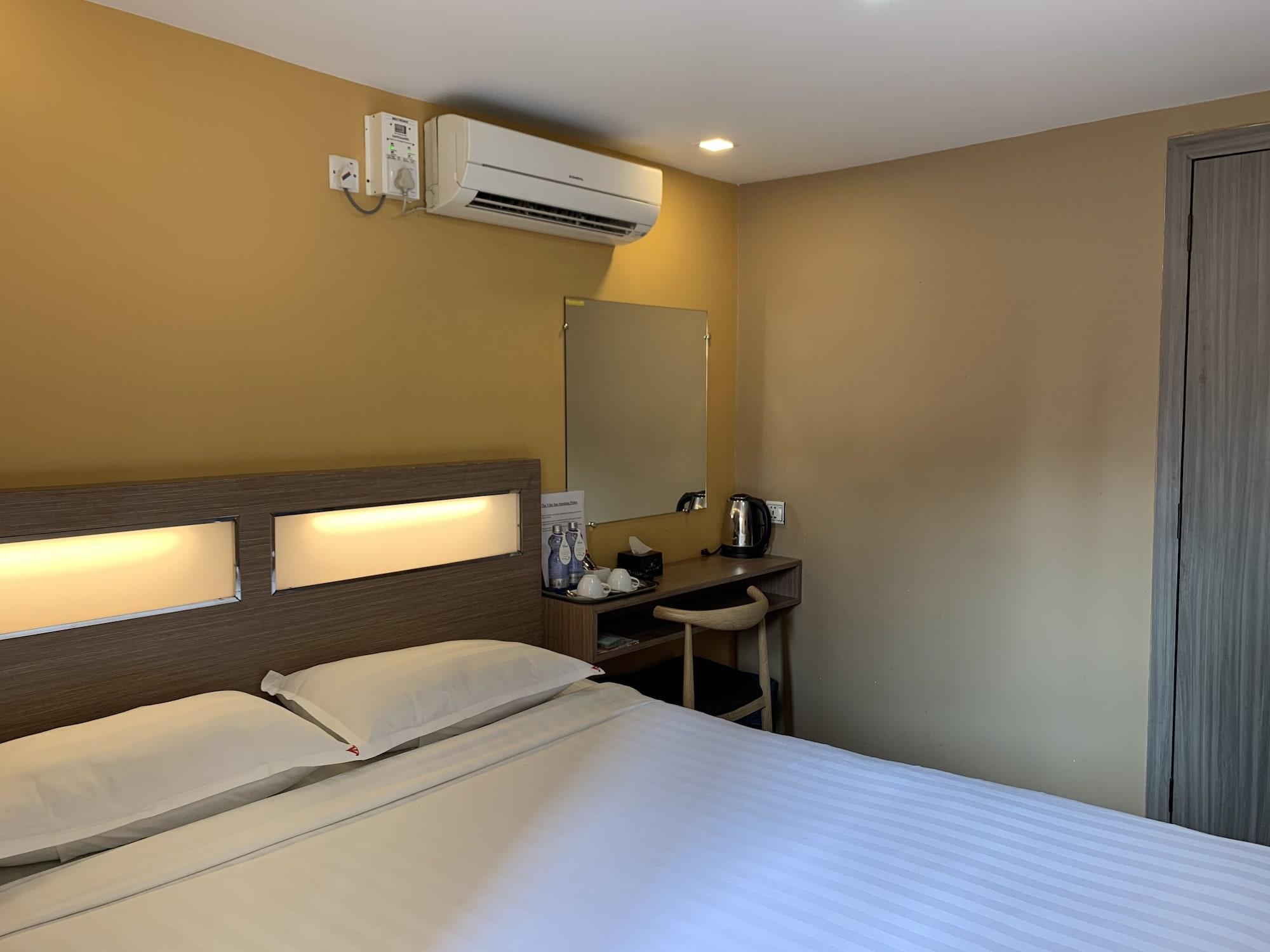 The Vibe Inn Yangon Luaran gambar
