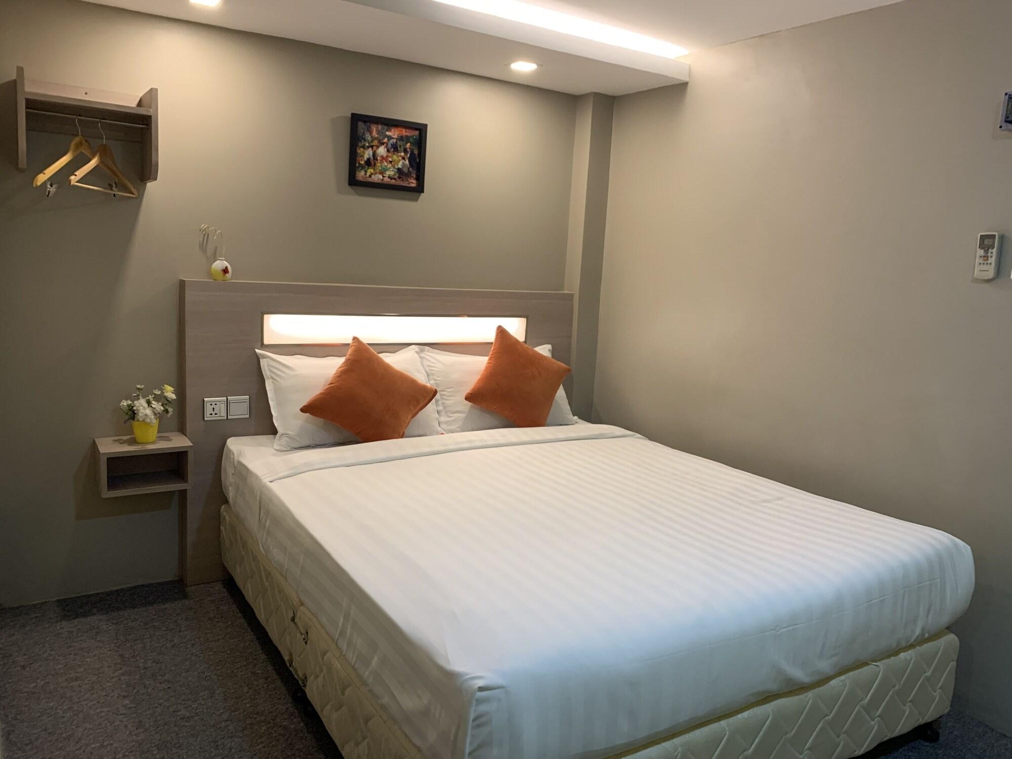 The Vibe Inn Yangon Luaran gambar