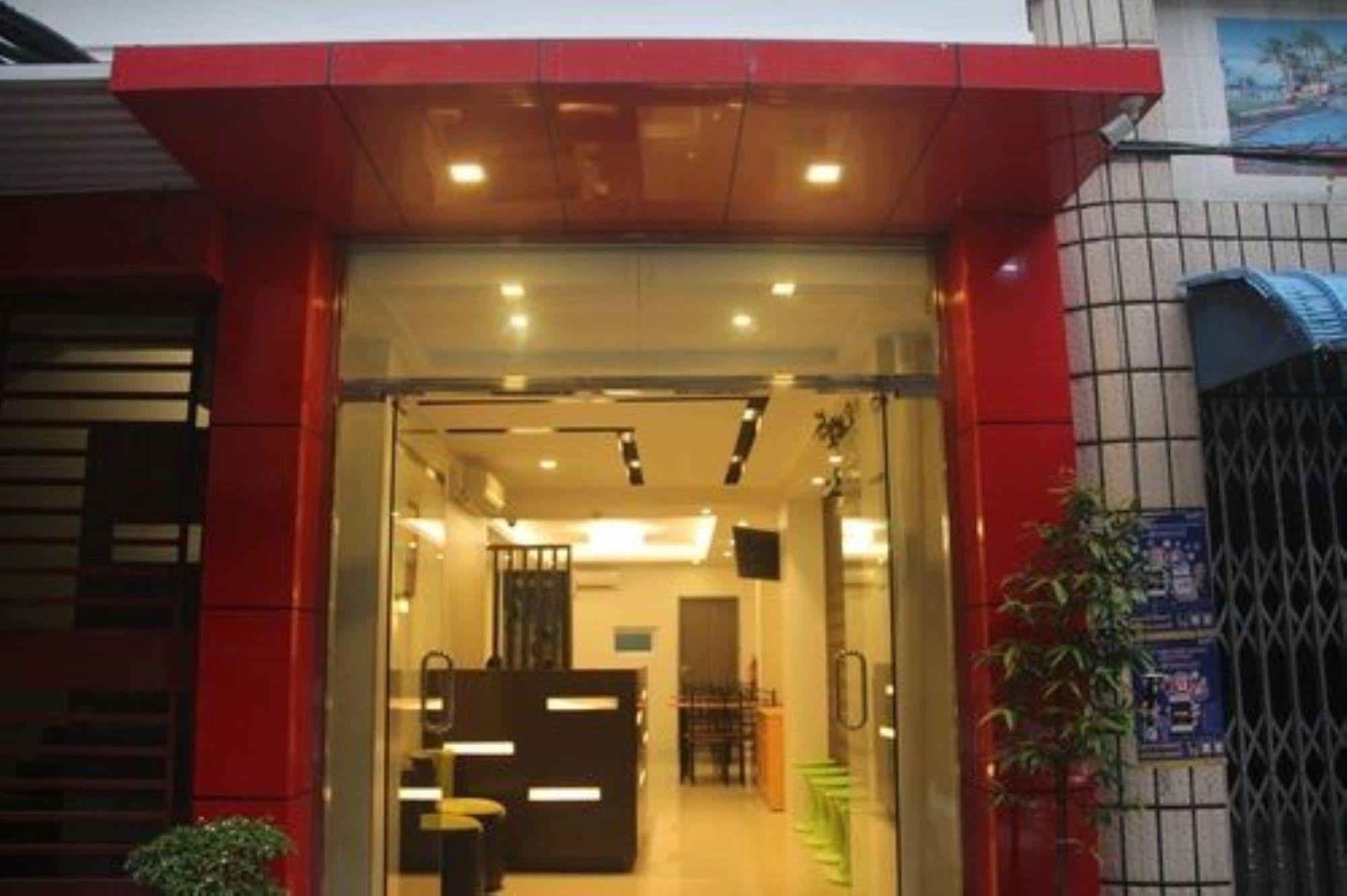 The Vibe Inn Yangon Luaran gambar