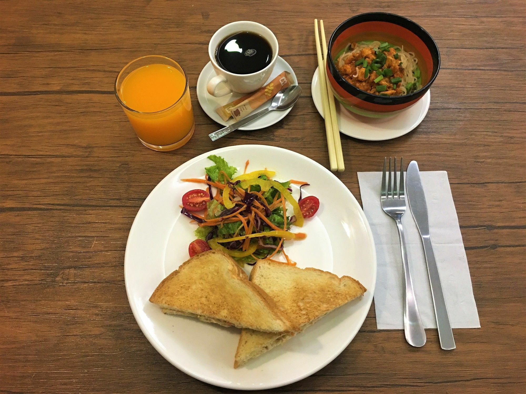 The Vibe Inn Yangon Luaran gambar