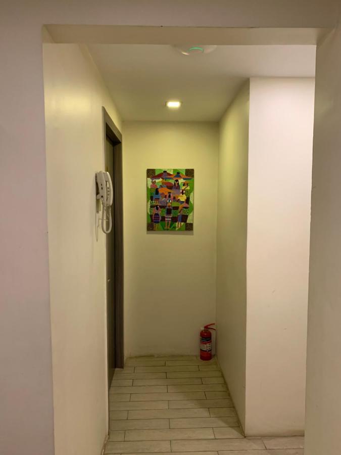 The Vibe Inn Yangon Luaran gambar
